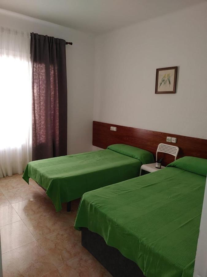 Hostal Sol Celeste Льорет-де-Мар Экстерьер фото