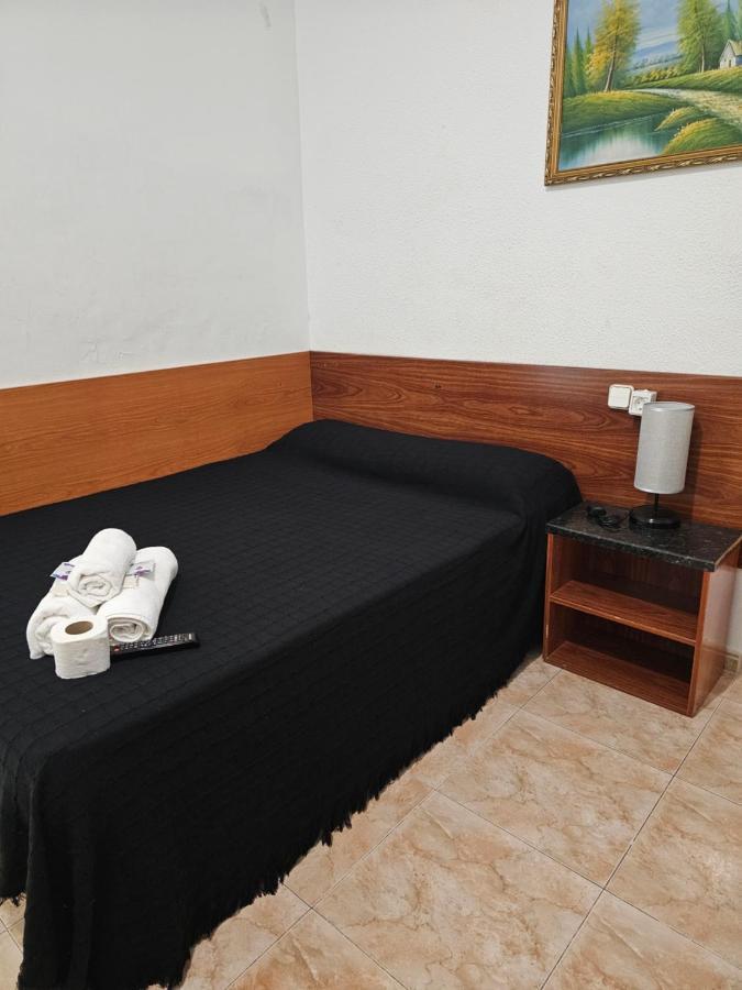 Hostal Sol Celeste Льорет-де-Мар Экстерьер фото