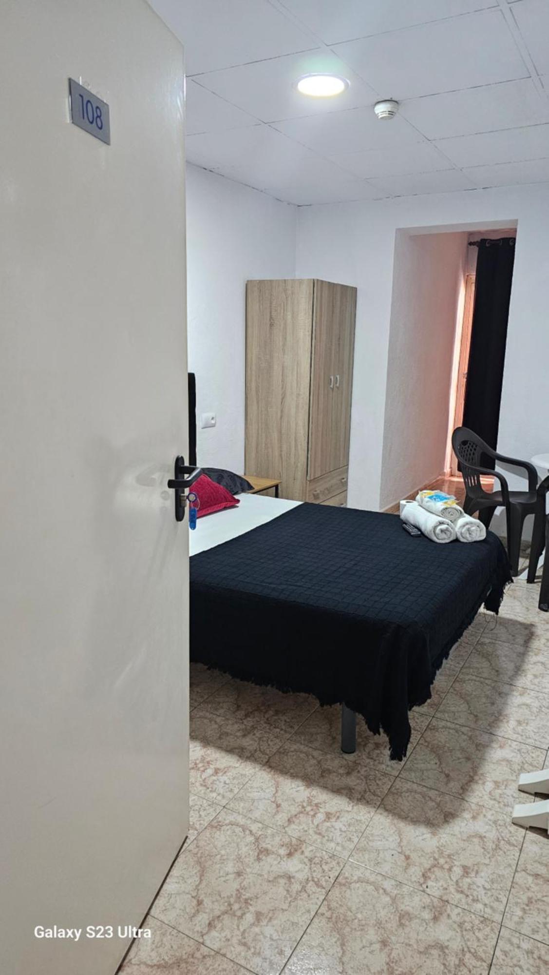 Hostal Sol Celeste Льорет-де-Мар Экстерьер фото