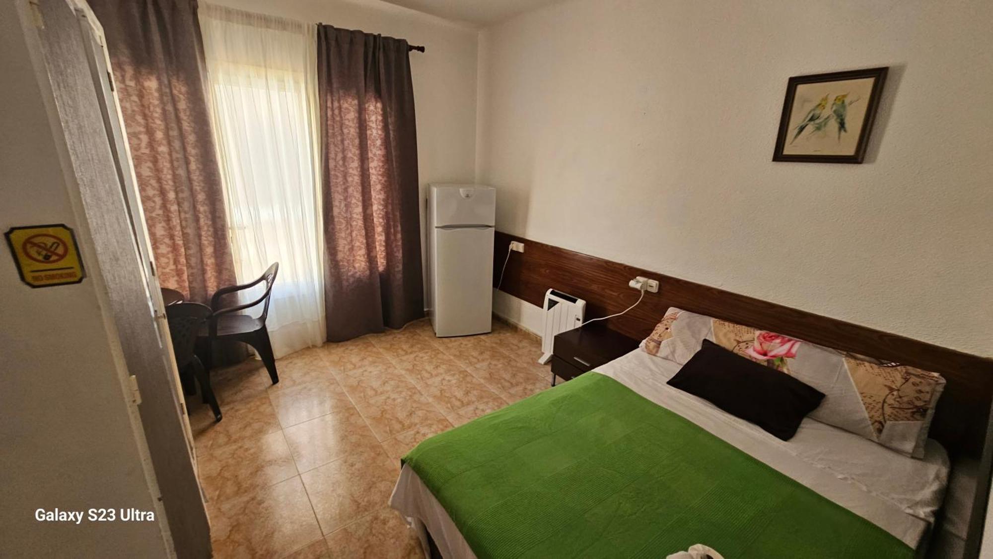 Hostal Sol Celeste Льорет-де-Мар Экстерьер фото