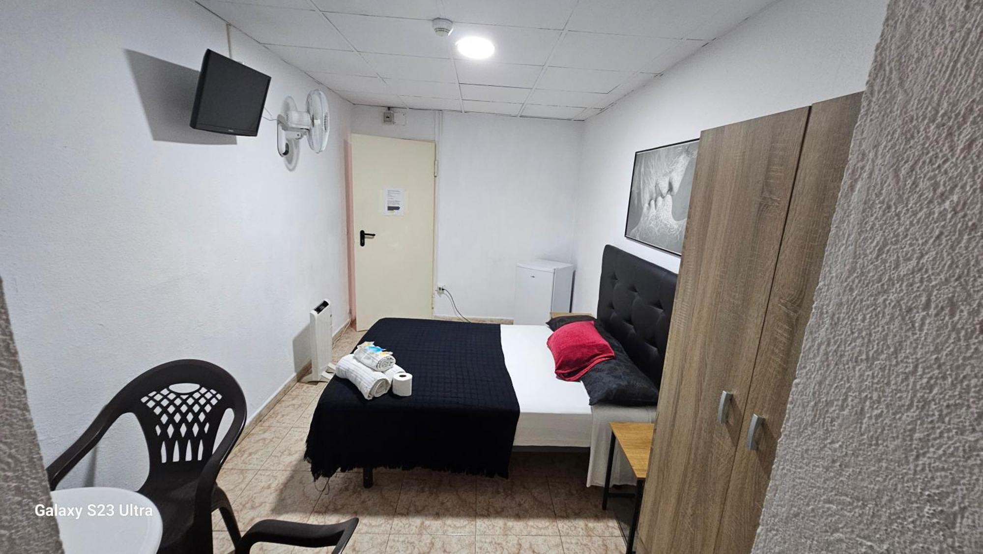 Hostal Sol Celeste Льорет-де-Мар Экстерьер фото